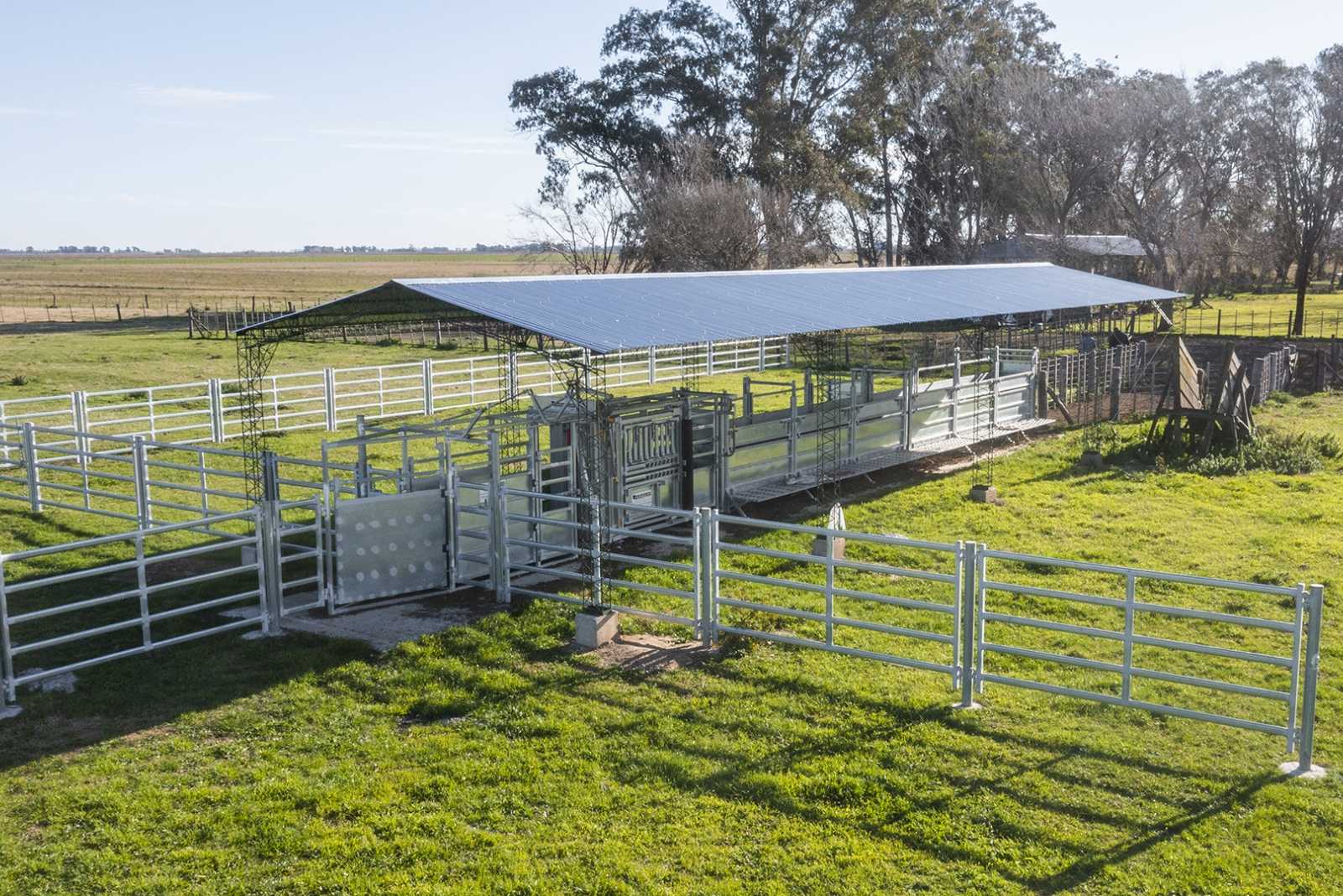 Instalación Farmquip para Campo de Cría en Las Flores