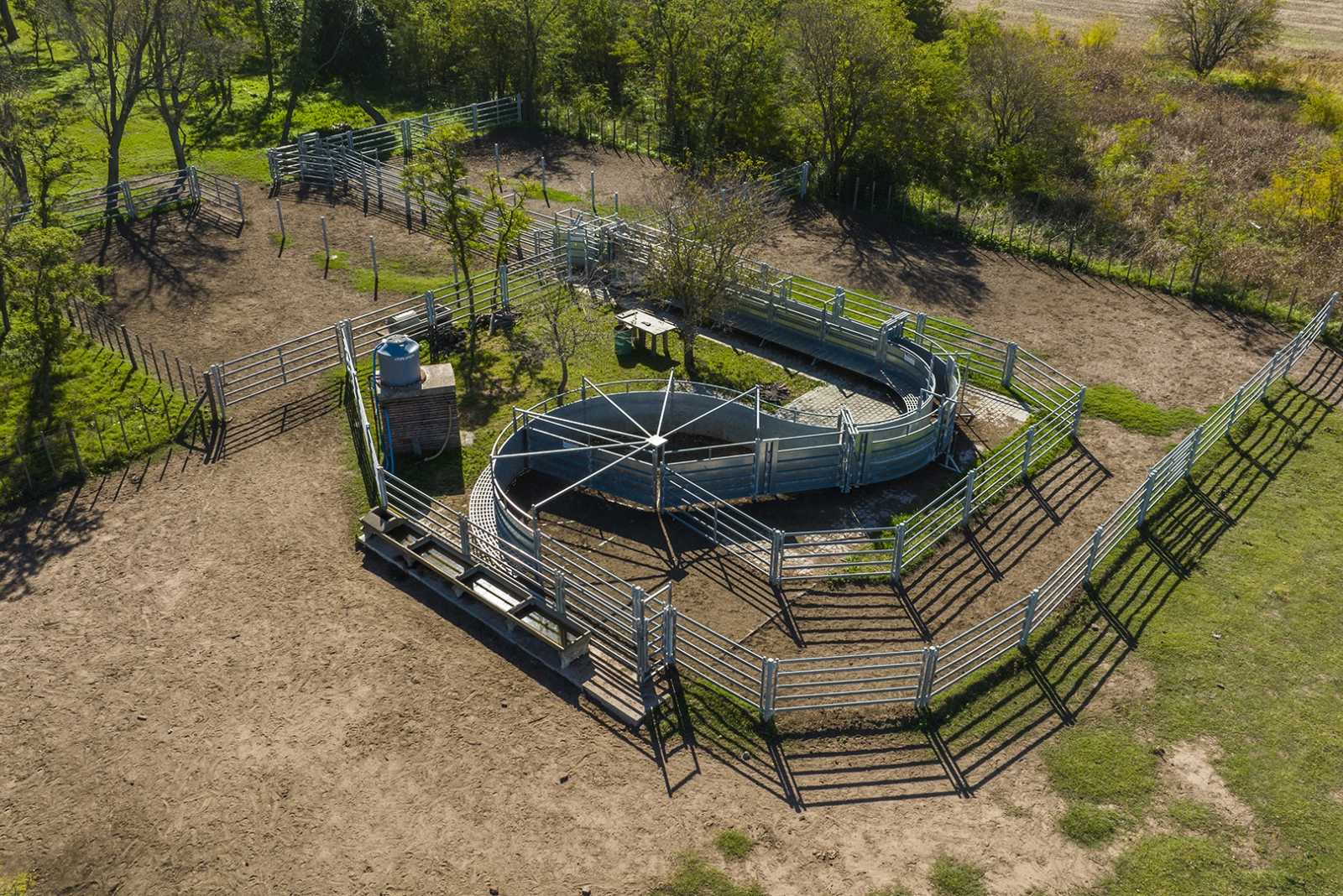 Corral Completo Campo de cria en Quiroga prov. de Buenos Aires